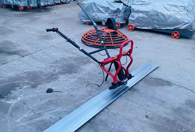 Concrete Vibratory Screed