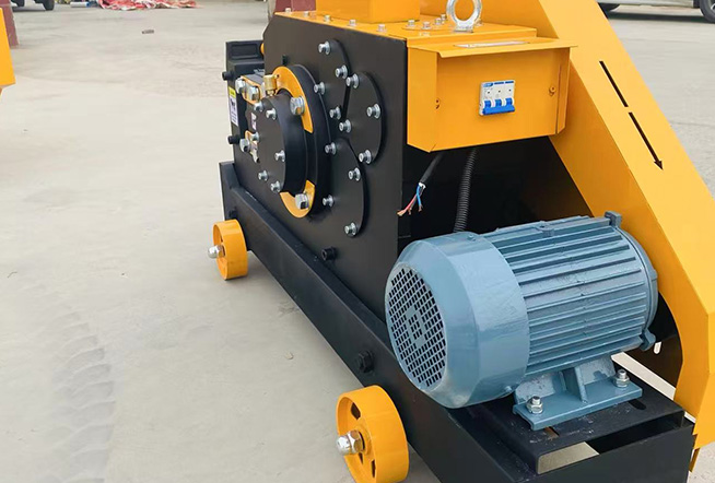 Heavy-Duty Rebar Cutting Machine for Construction Sites GQ52