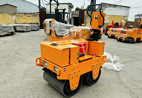 Walk-Behind-Double-Drum-Roller-12