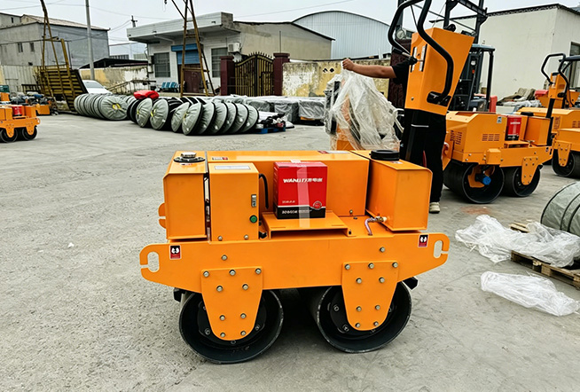 Walk-Behind Double Drum Roller